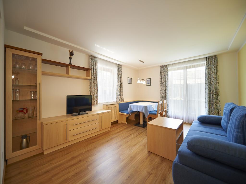 Haus Lanner Apartment Altenmarkt im Pongau Room photo